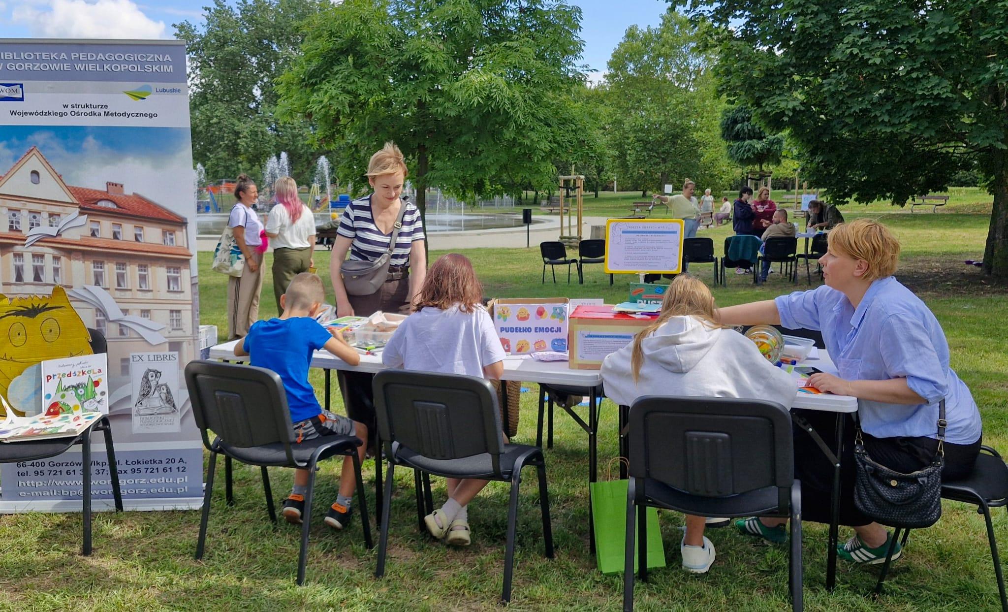 Piknik z biblioteką